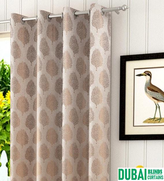 What are the tips on hanging curtains with a valance?