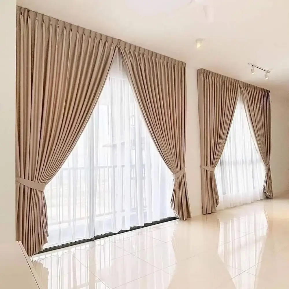 Dragon Mart Curtains